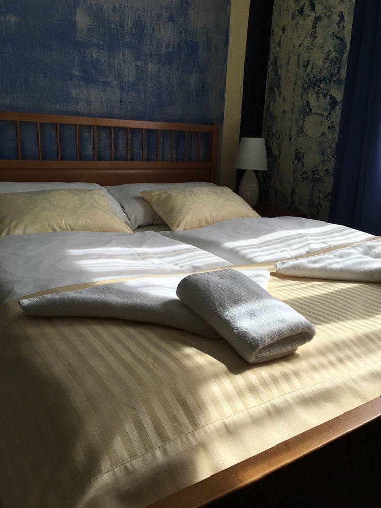 Wellness Penzion Vila Mery โปปรัด ภายนอก รูปภาพ